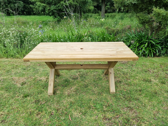 OUTDOOR 'X' TABLE